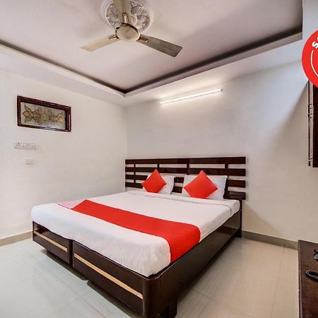 Oyo 33504 Hotel Ananda Inn Hajdarabad Zewnętrze zdjęcie