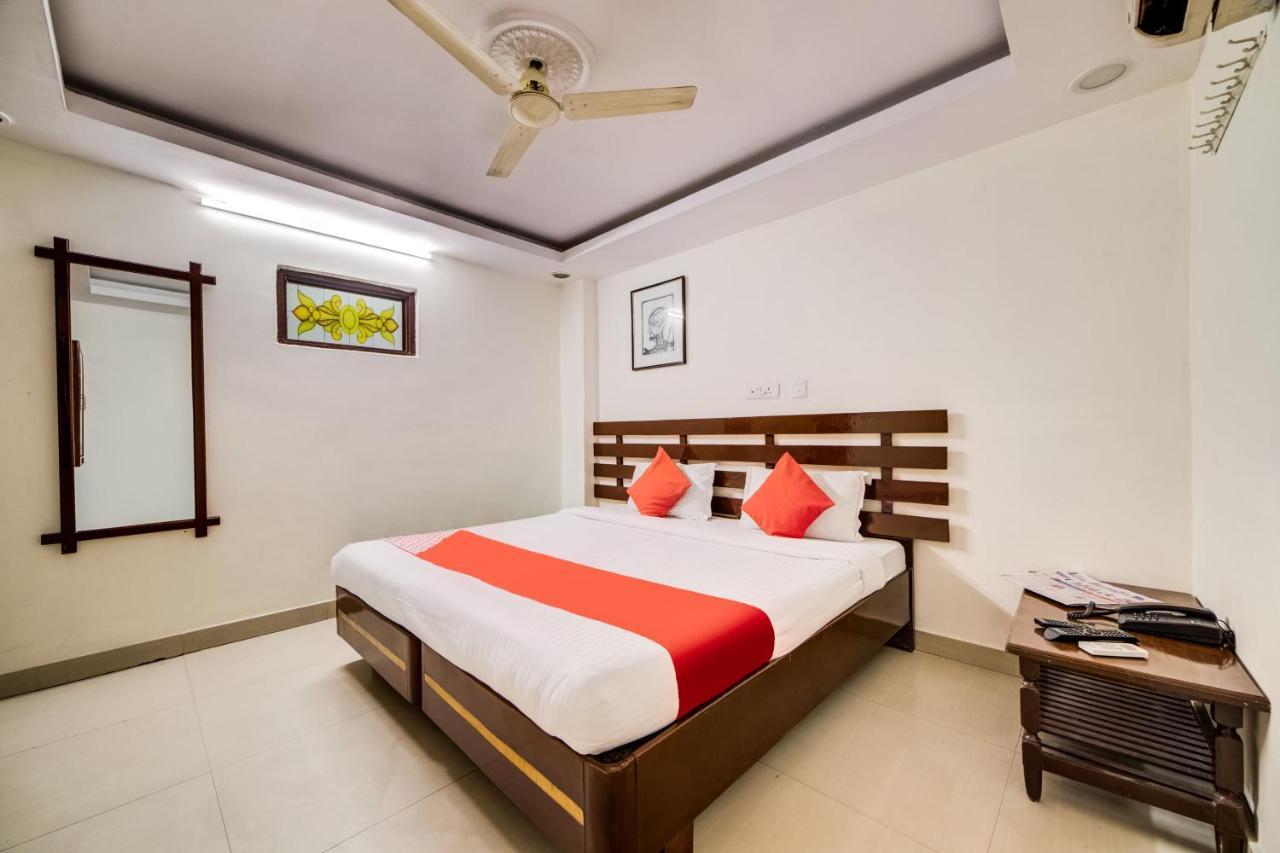 Oyo 33504 Hotel Ananda Inn Hajdarabad Zewnętrze zdjęcie