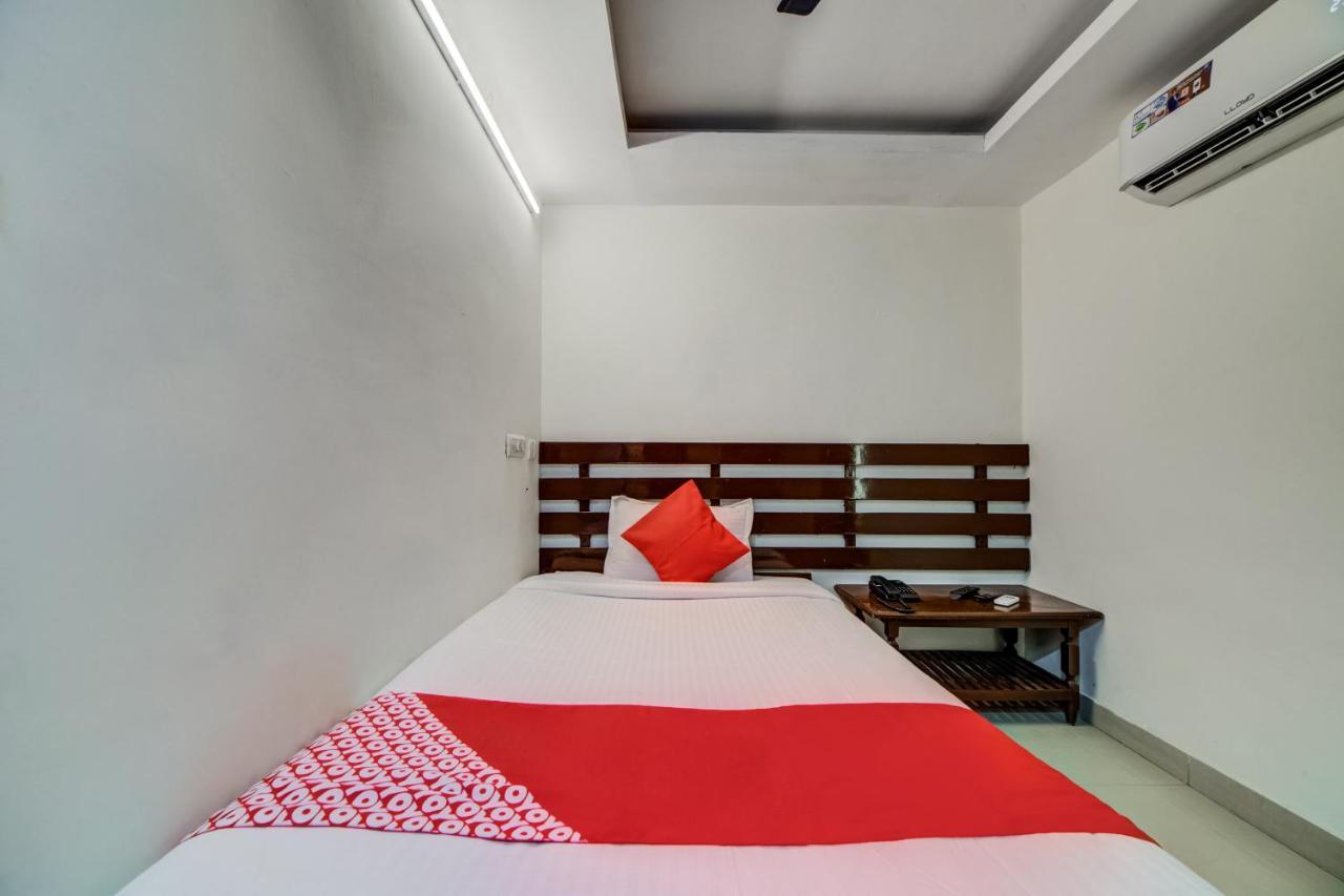 Oyo 33504 Hotel Ananda Inn Hajdarabad Zewnętrze zdjęcie