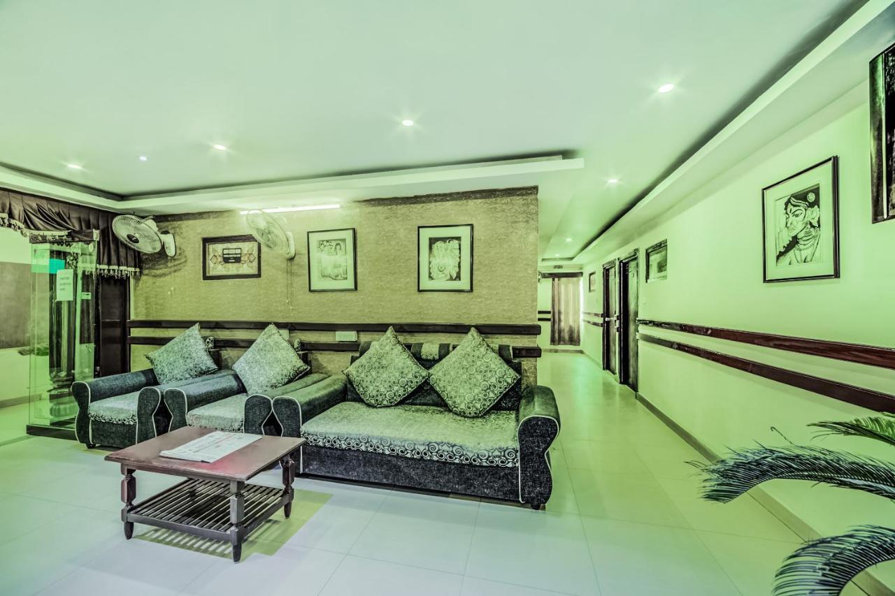 Oyo 33504 Hotel Ananda Inn Hajdarabad Zewnętrze zdjęcie