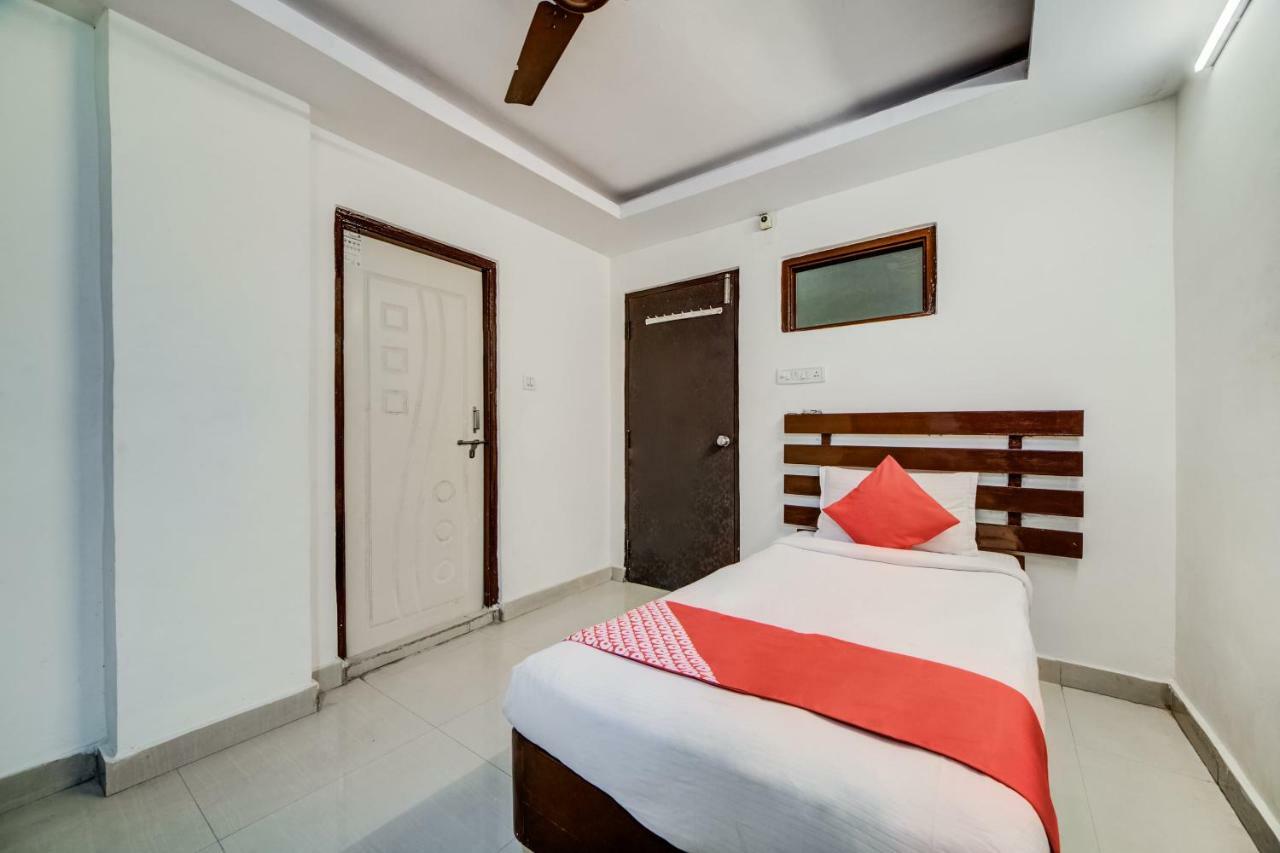 Oyo 33504 Hotel Ananda Inn Hajdarabad Zewnętrze zdjęcie